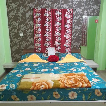 Hotel Tirupati ปูรี ภายนอก รูปภาพ